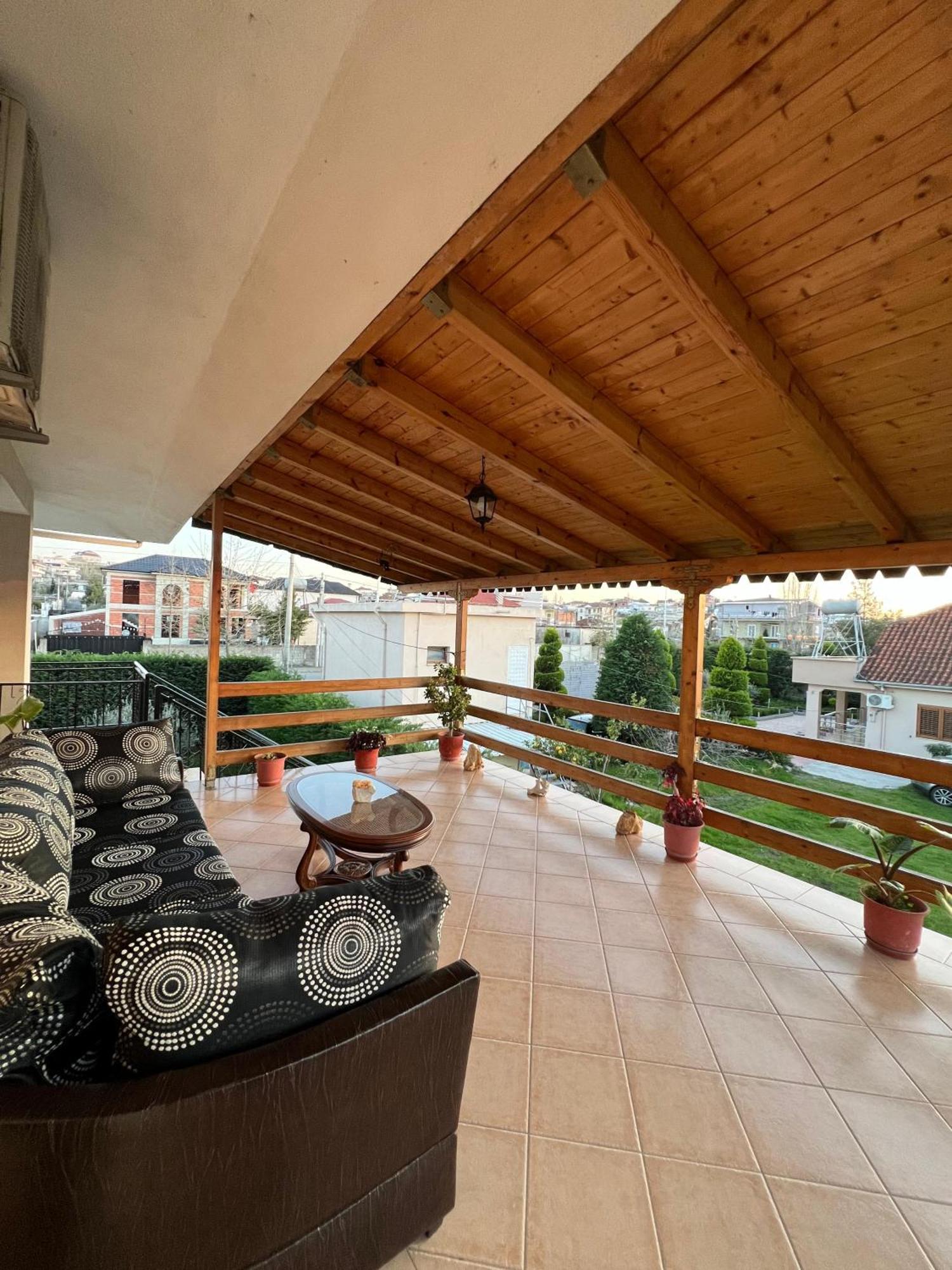 Villa Çerpja Kamez Exterior foto